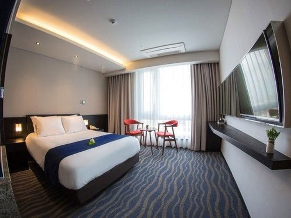 Фото Gloucester Hotel and Resorts