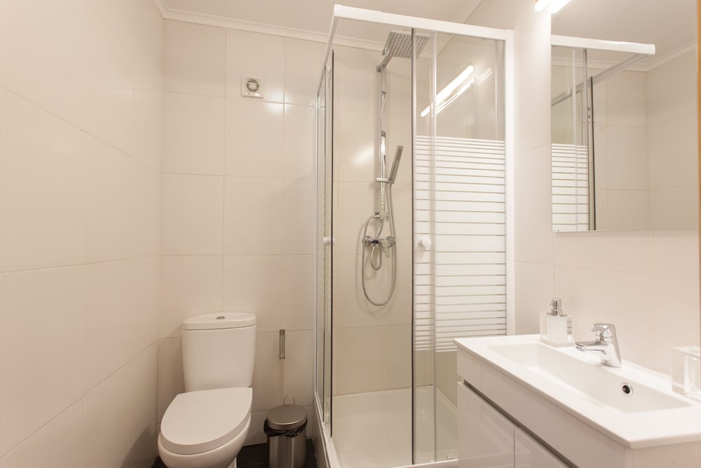 Фото Moniz Studio Apartment - by Lu Holidays