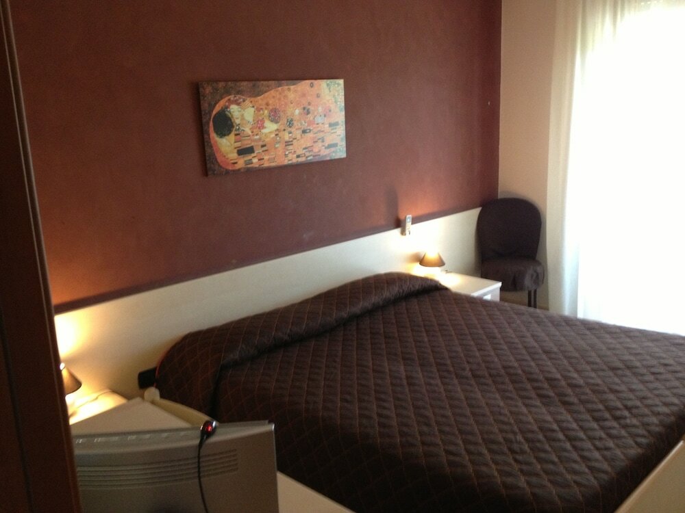 Фото L'incontro Suite B&b