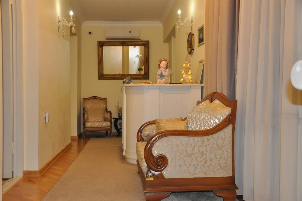 Фото Отель Crown