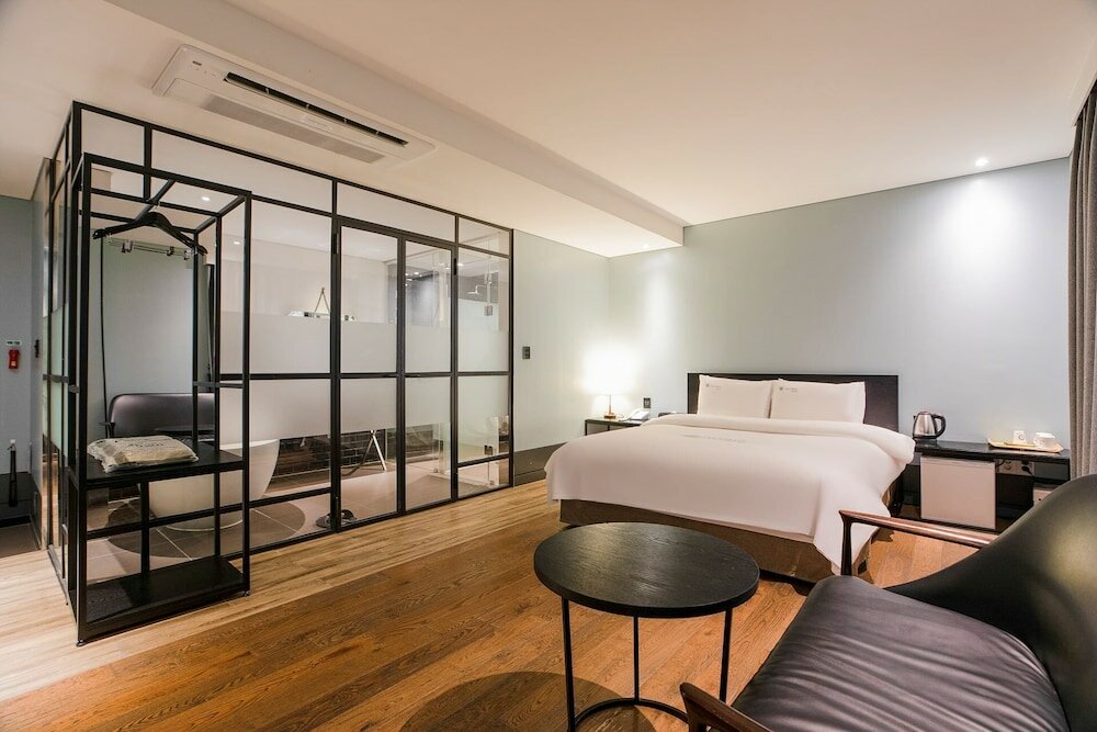 Фото Hanam Aloha Hotel