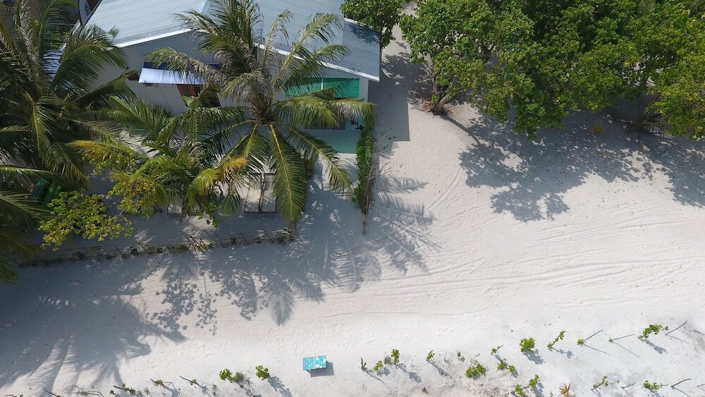 Фото Ithaa Beach Maldives