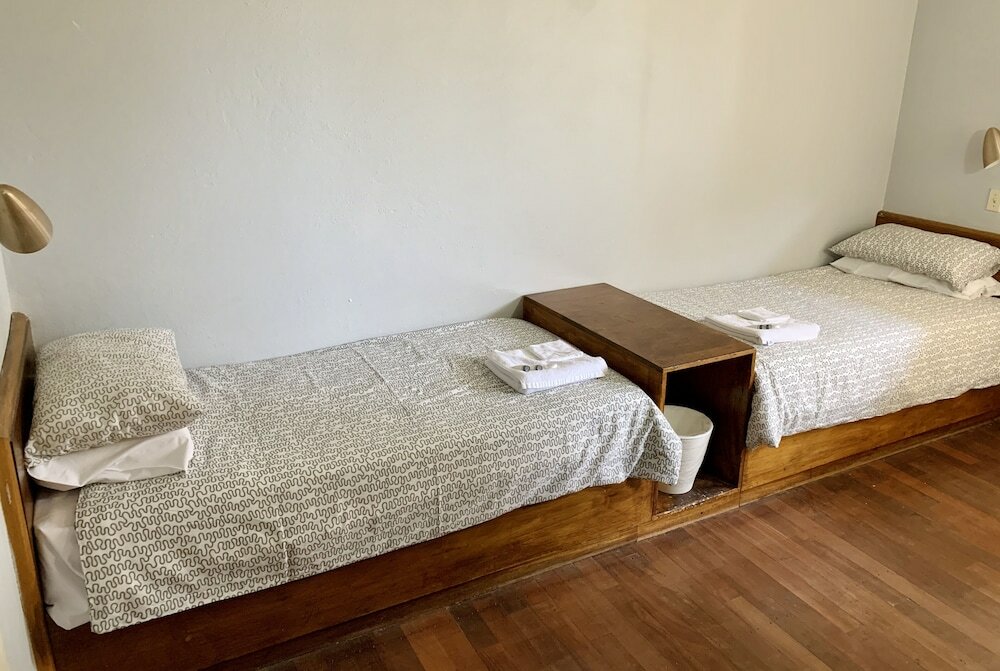 Фото Coonalpyn Hotel