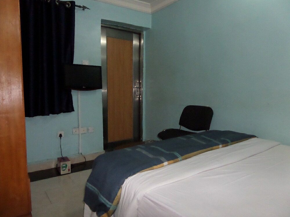 Фото The Baywaters Suites