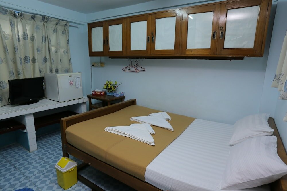 Фото Chan Myae Thar Guest House Yangon