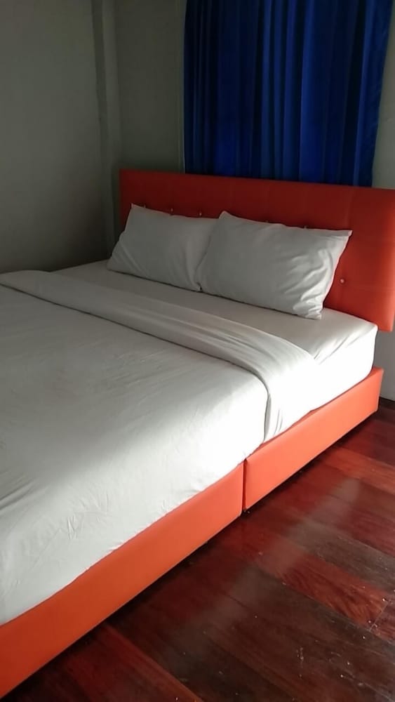 Фото Raveekan Resort