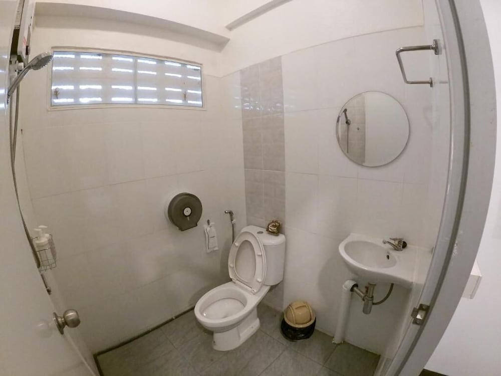 Фото Sleepaholic Hostel