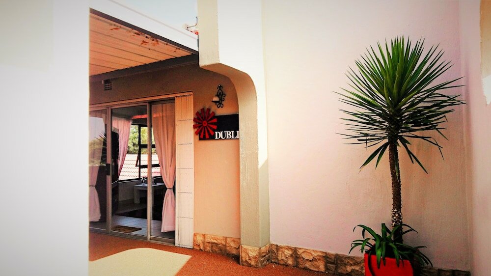 Фото Glenluce Guesthouse