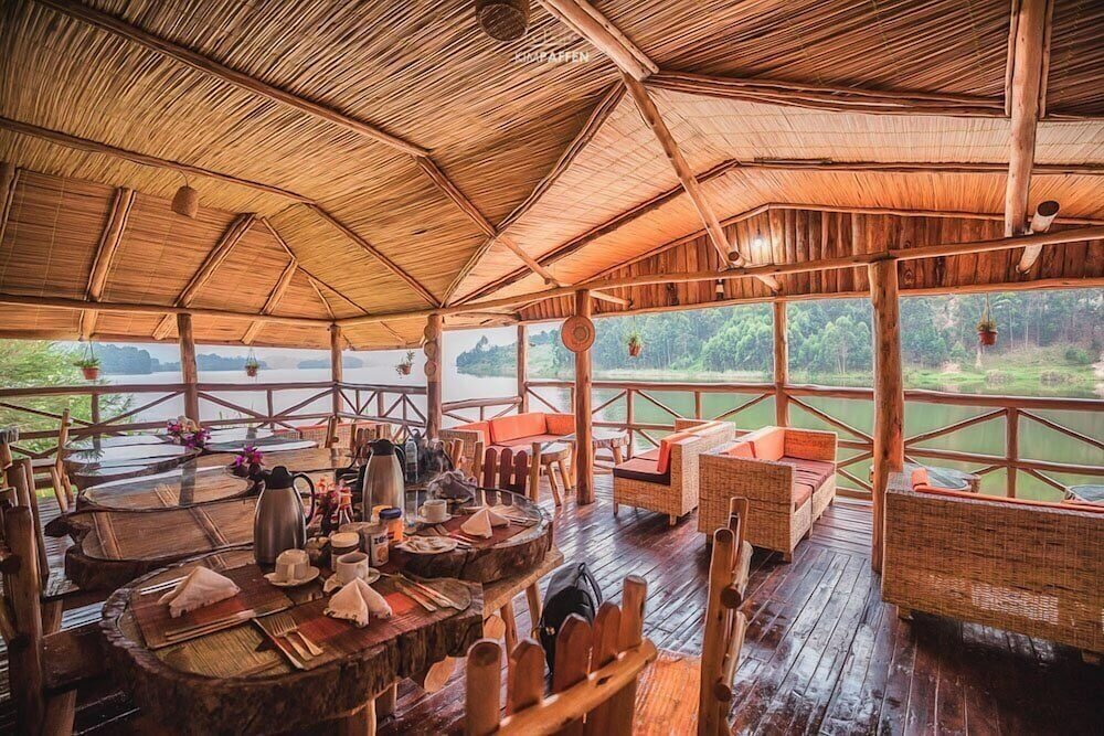 Фото Lake Bunyonyi Rock Resort