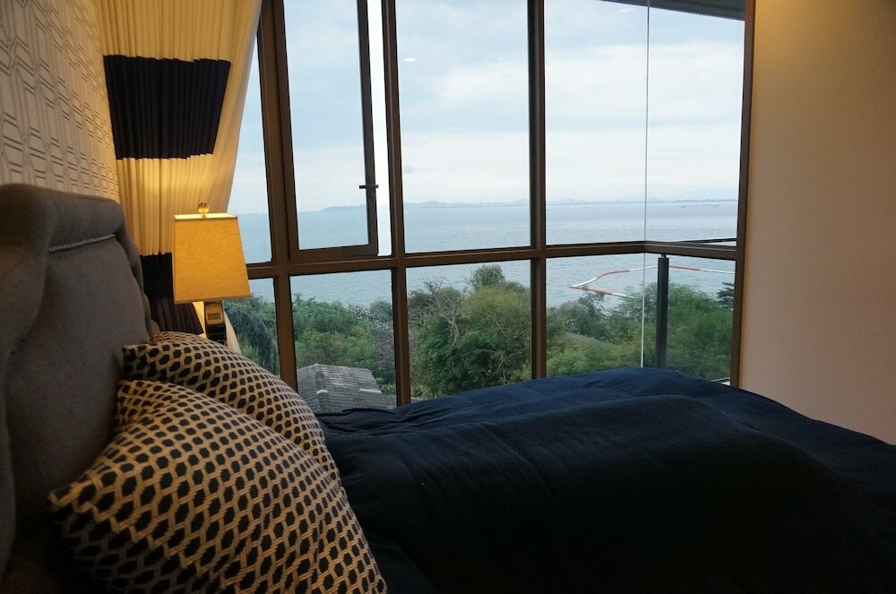 Фото Beachfront Sea View Baan Plai Haad