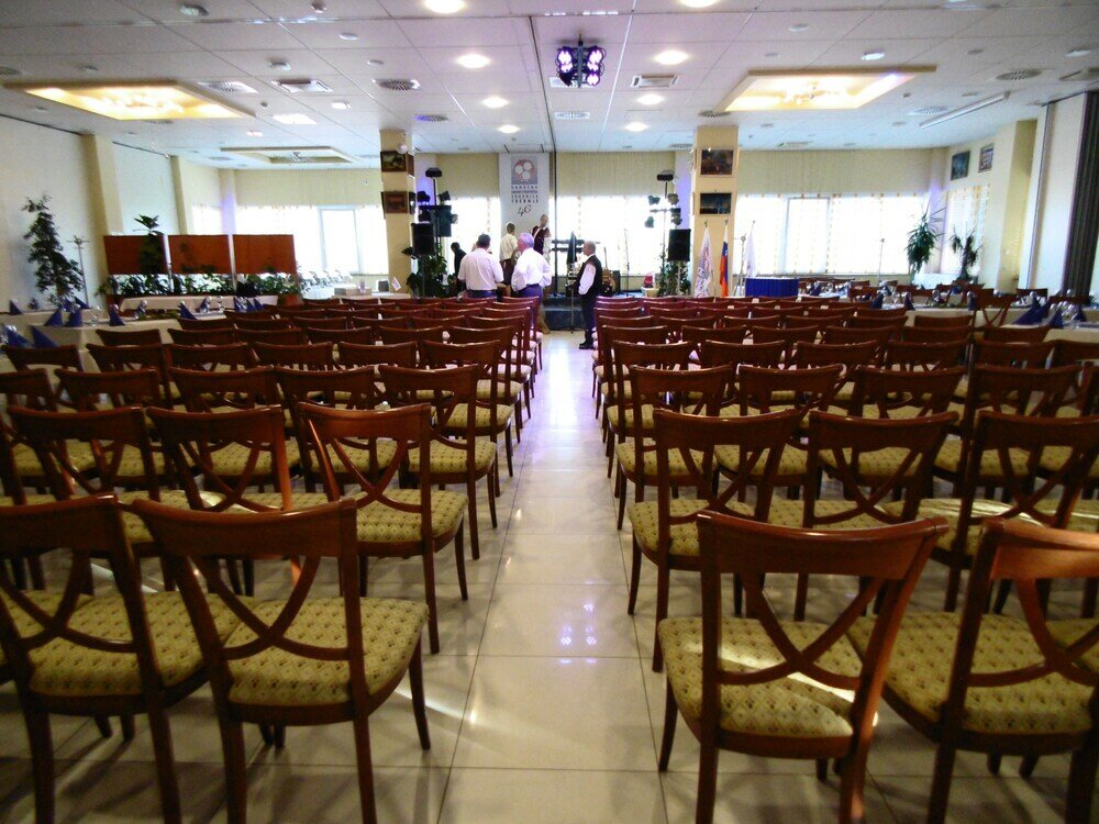 Фото Hotel Galaksija Trebnje