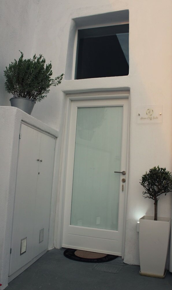 Фото Akron Cliff Suite