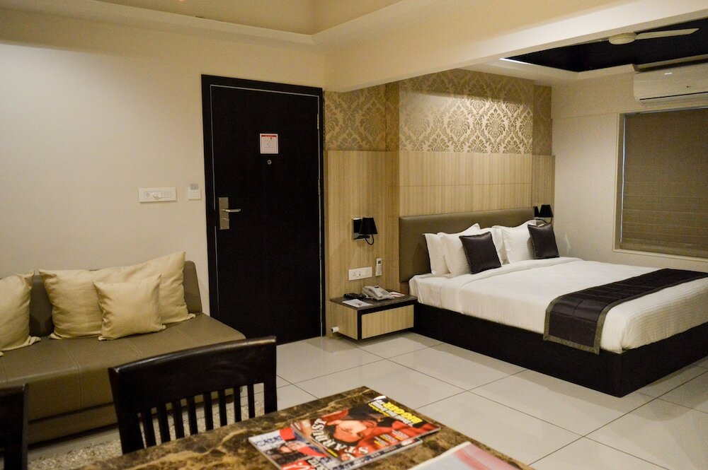 Фото The Baroda Residency