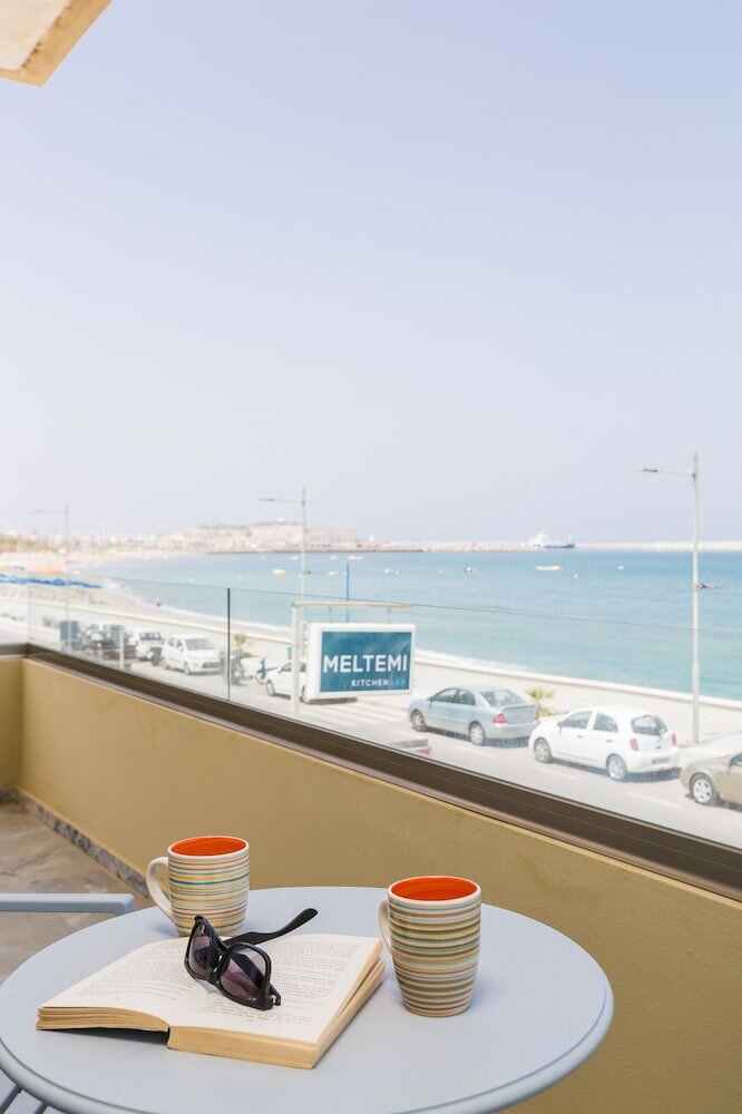 Фото Meltemi Coast Suites