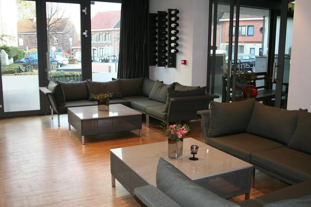 Фото Hotel Carpinus