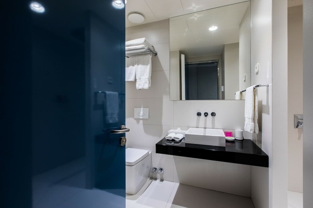 Фото The Grove Design Hotel