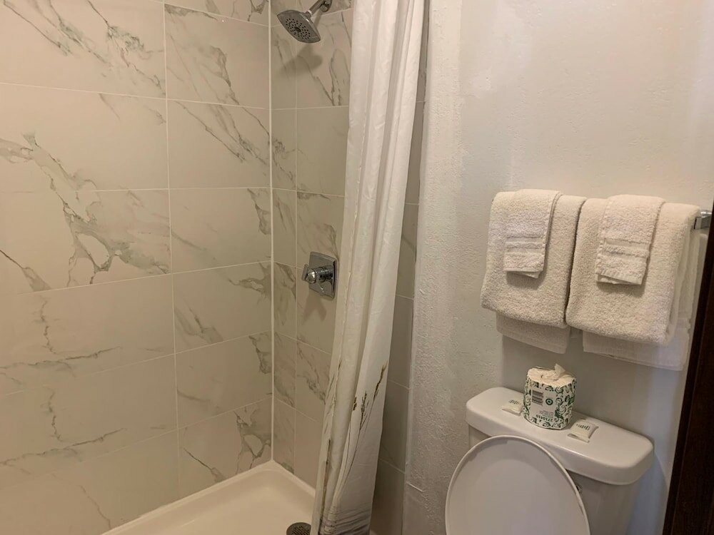 Фото Landmark Inn