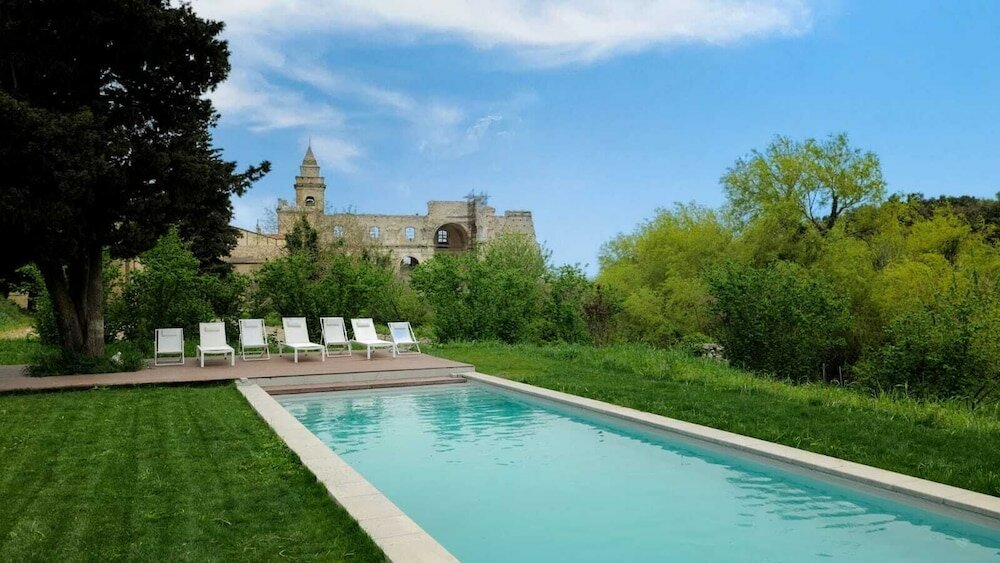 Фото Abbazia Santa Maria del Bosco