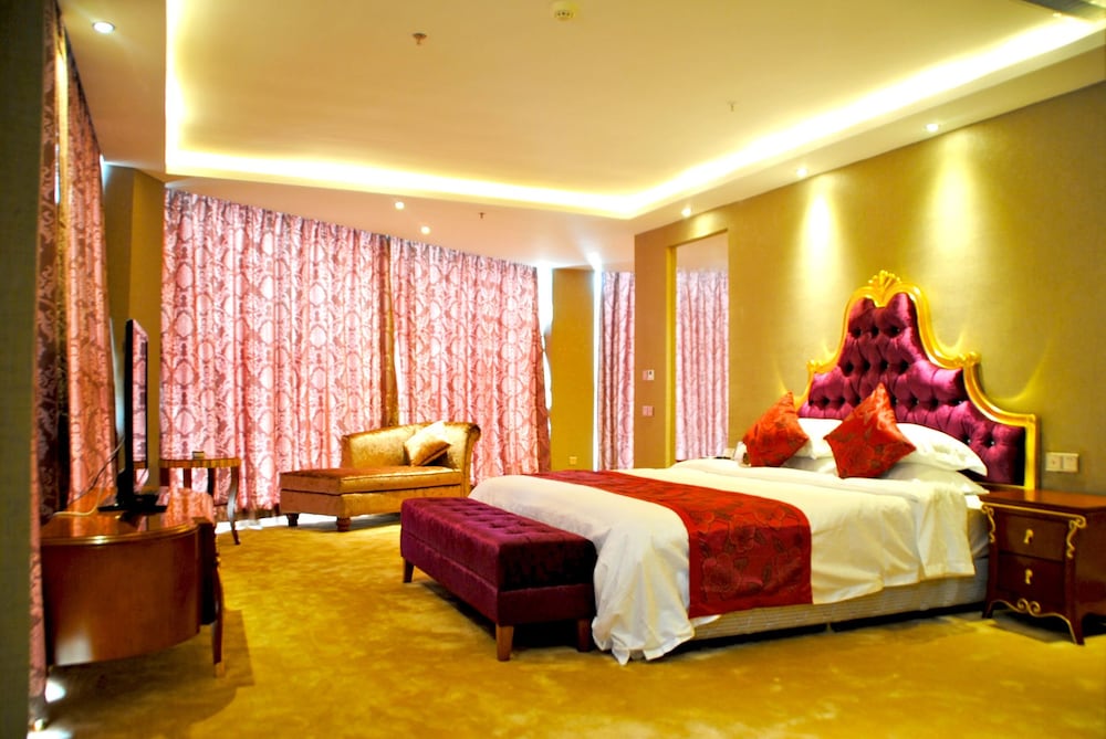 Фото Dinis Business Hotel Kaiyuan Branch