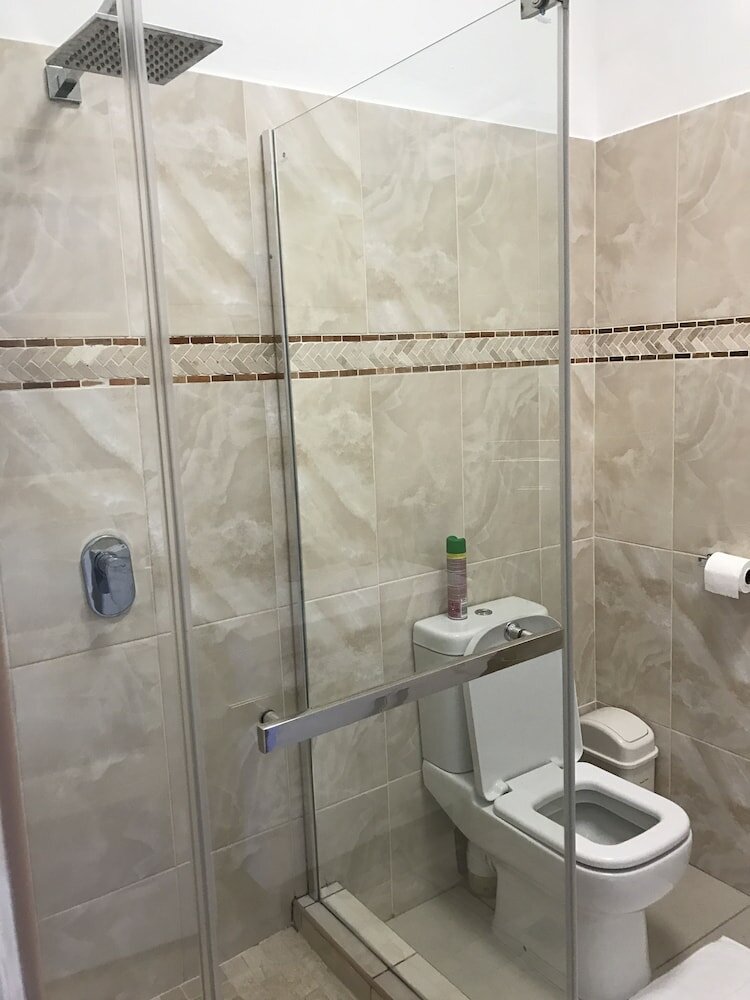 Фото Edens Guest House