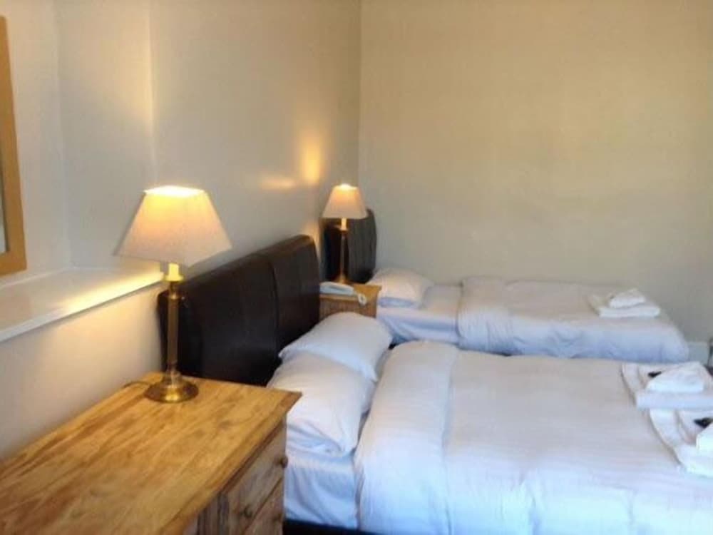 Фото Ambassador Hotel