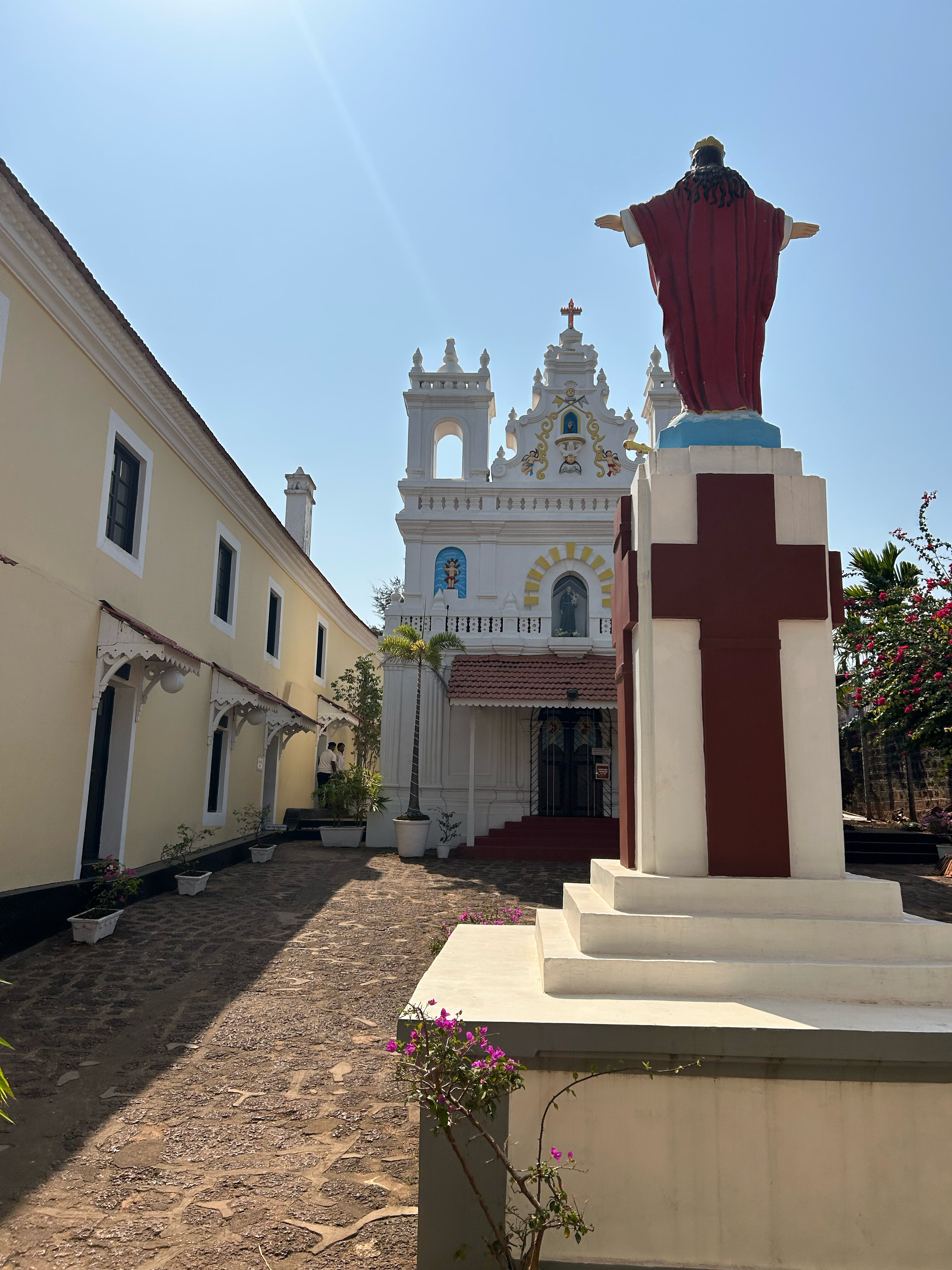 Фото Fort Tiracol Heritage Hotel