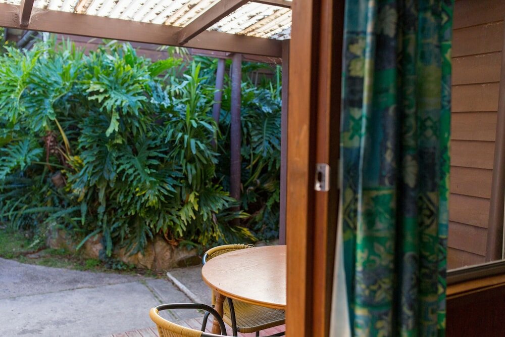 Фото Wonboyn Cabins & Caravan Park