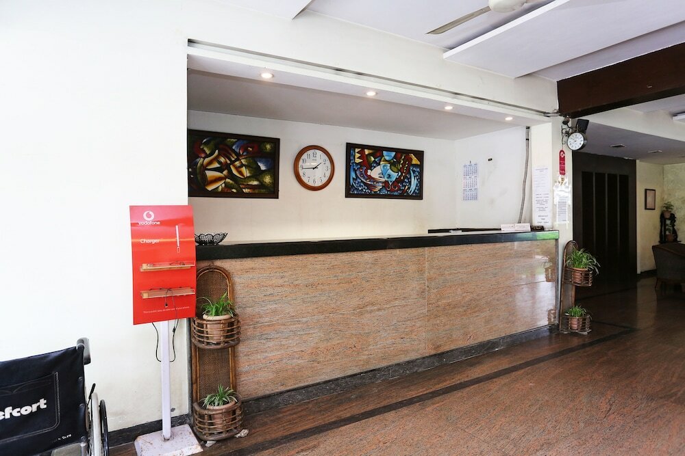 Фото Capital O 45308 Hotel Highway