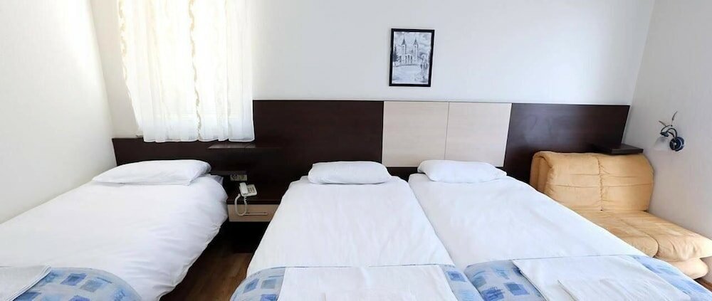 Фото Hotel Globtour Inn