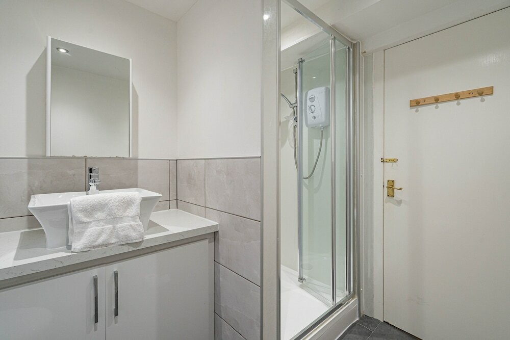 Фото Royal Mile 5 Br Apartment nr Castle