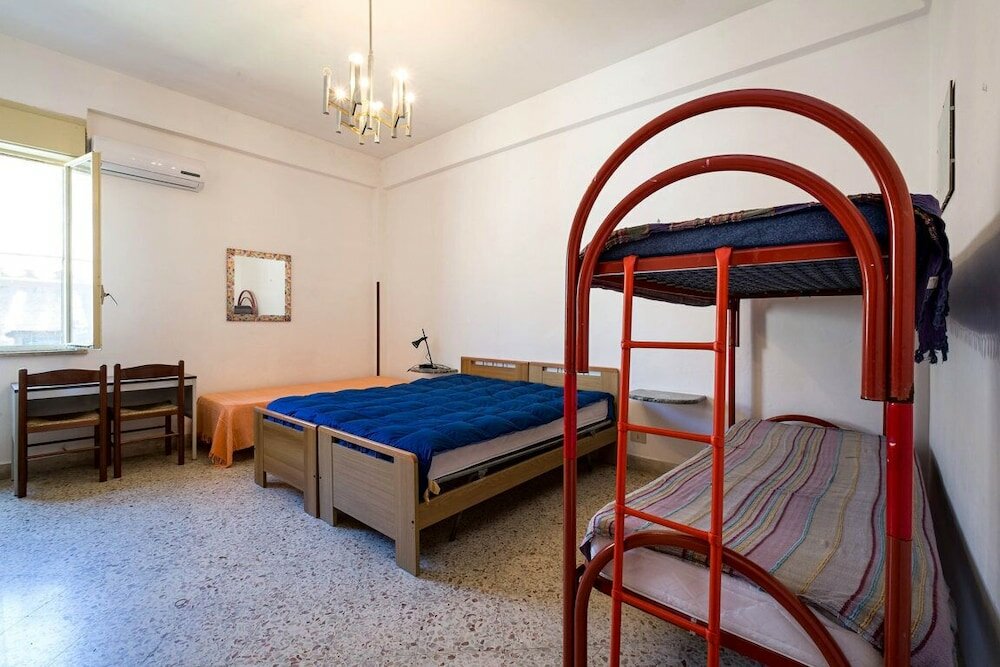 Фото Apartaments Cavour 3