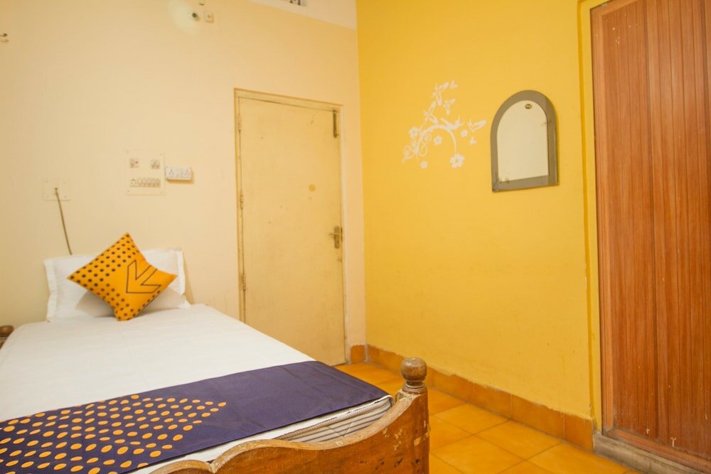 Фото Spot On 48821 Hotel Chitra