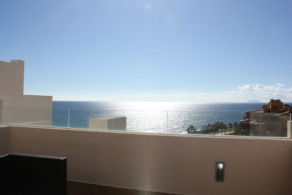 Фото First Line Penthouse With Private Pool