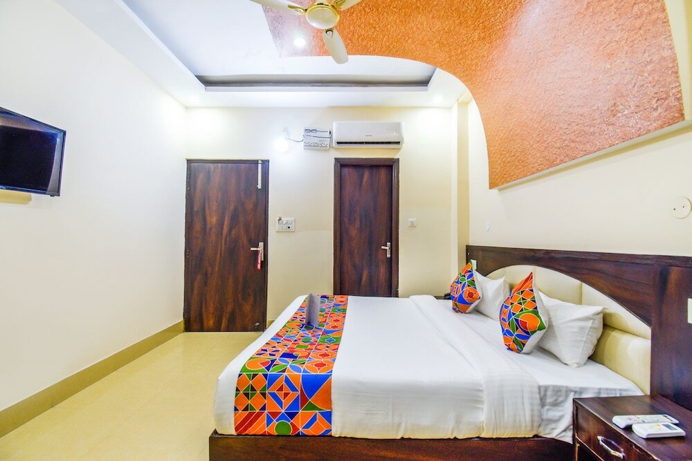 Фото FabHotel Js Regency