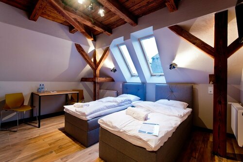 Гостиница ApartHotel i Sorau в Жарах