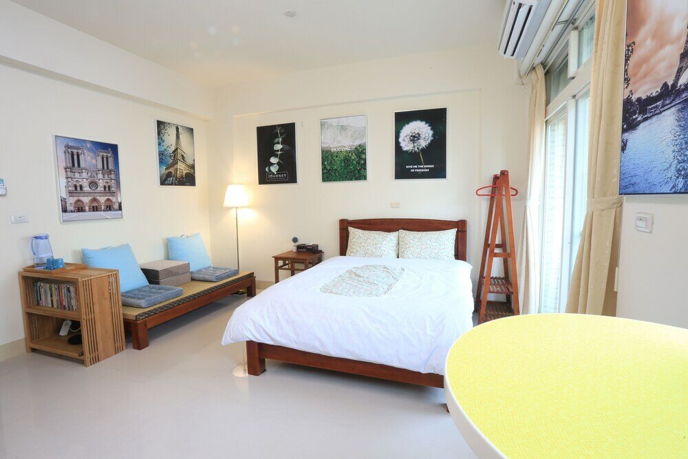 Фото Downshifted House