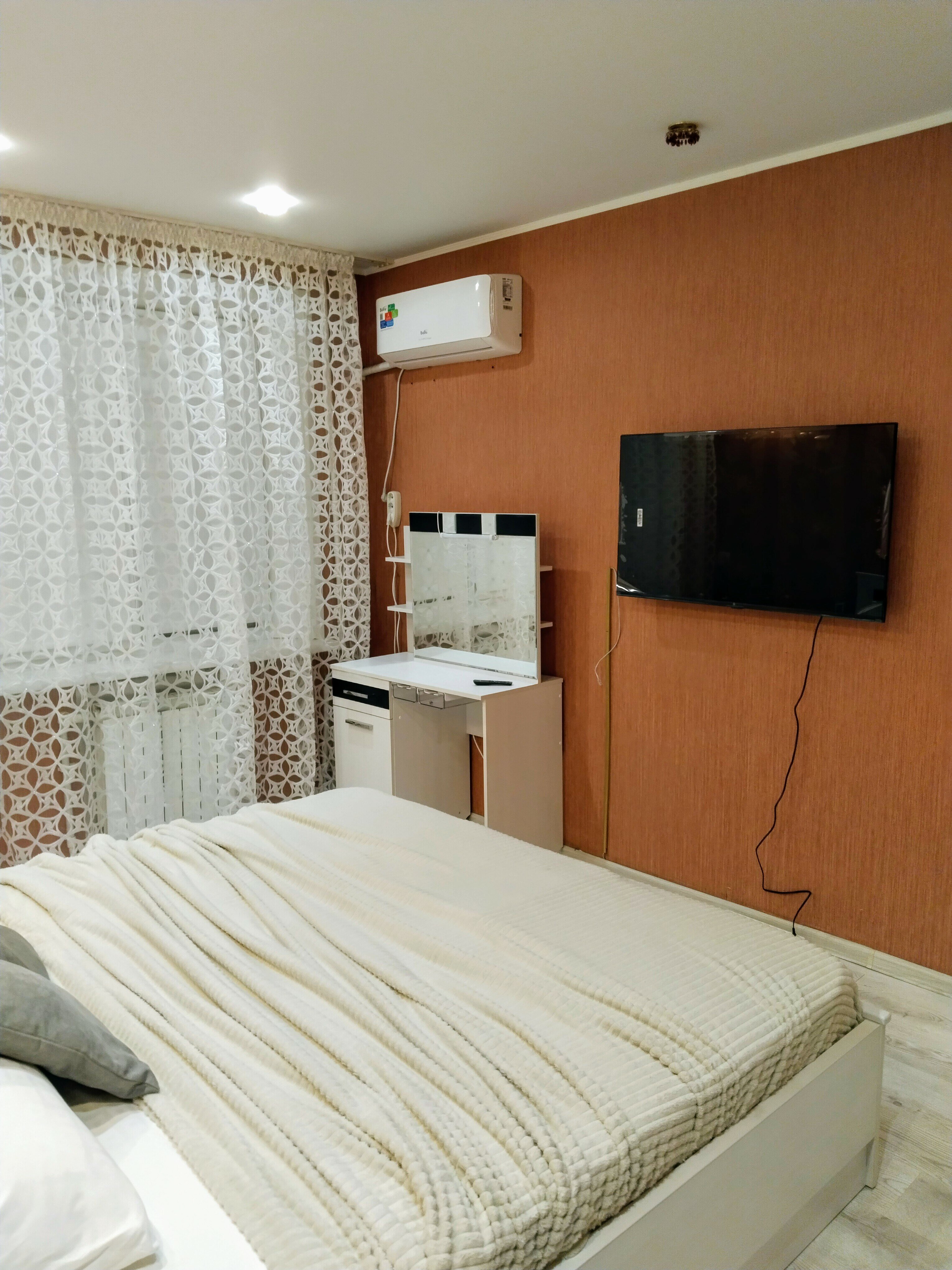 Фото Уютная Трехкомнатная Квартира