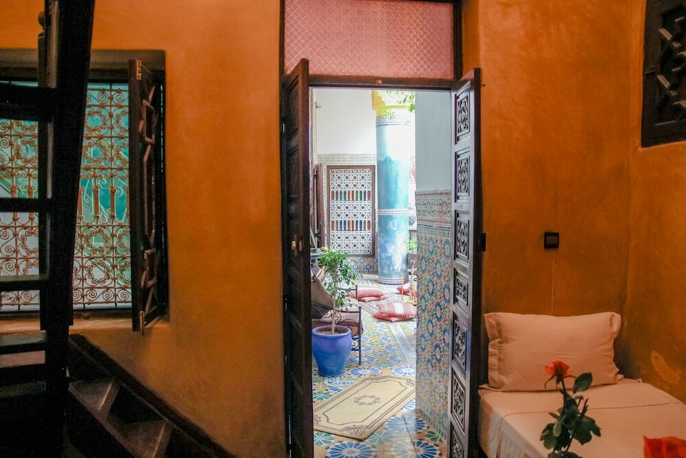 Фото Riad Bibtia