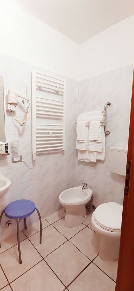 Фото Hotel 22 Marzo Milan