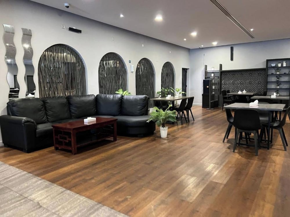 Фото Mutrah Hotel