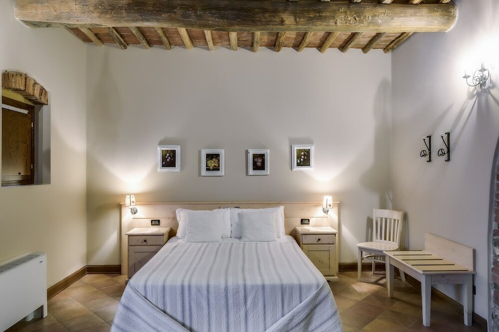 Фото Antico Casale L'Impostino