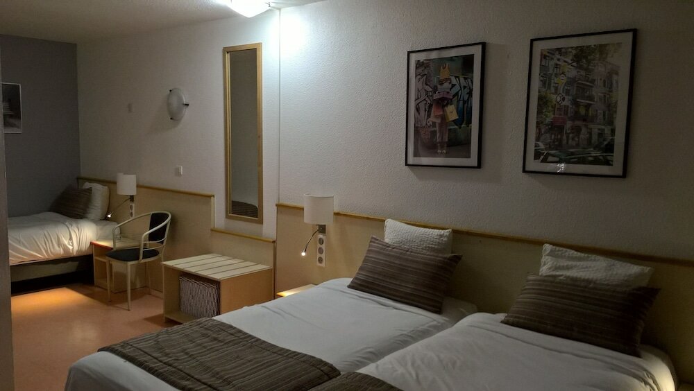 Фото Hotel Tambourin