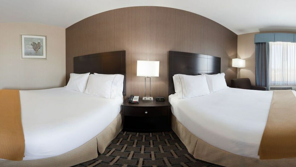 Фото Holiday Inn Express Hotel & Suites West Coxsackie, an Ihg Hotel