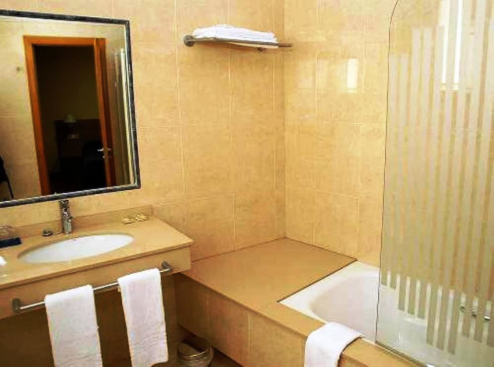 Фото Hotel Arteixo