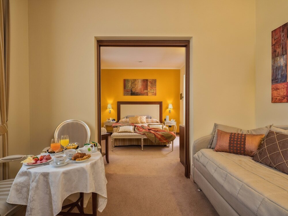 Фото Hotel For You