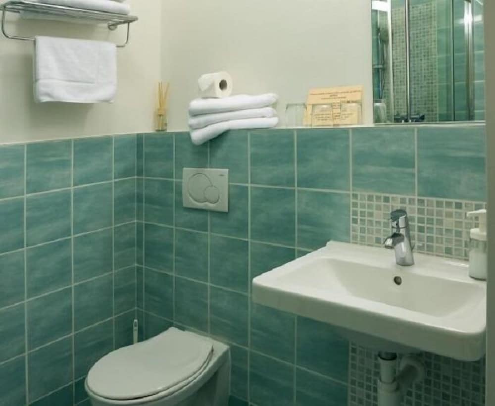 Фото Hotel Sharingham