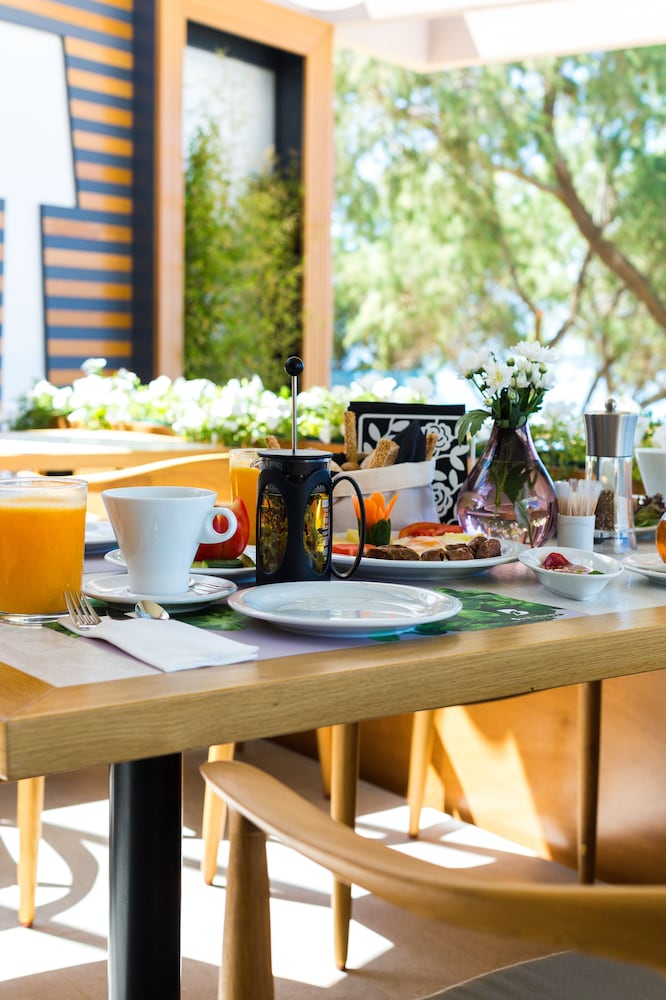 Фото Blue Dome Hotel