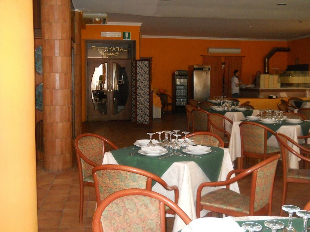 Фото Grand Hotel Boston