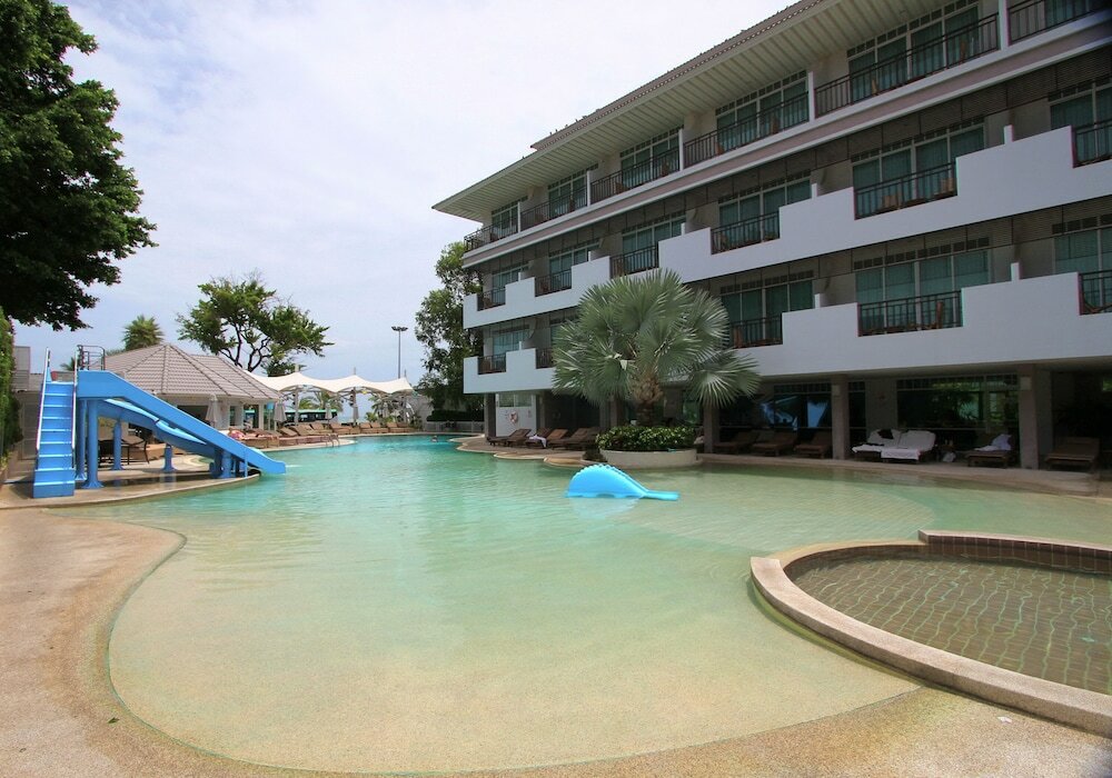 Фото Pattaya Discovery Beach Hotel