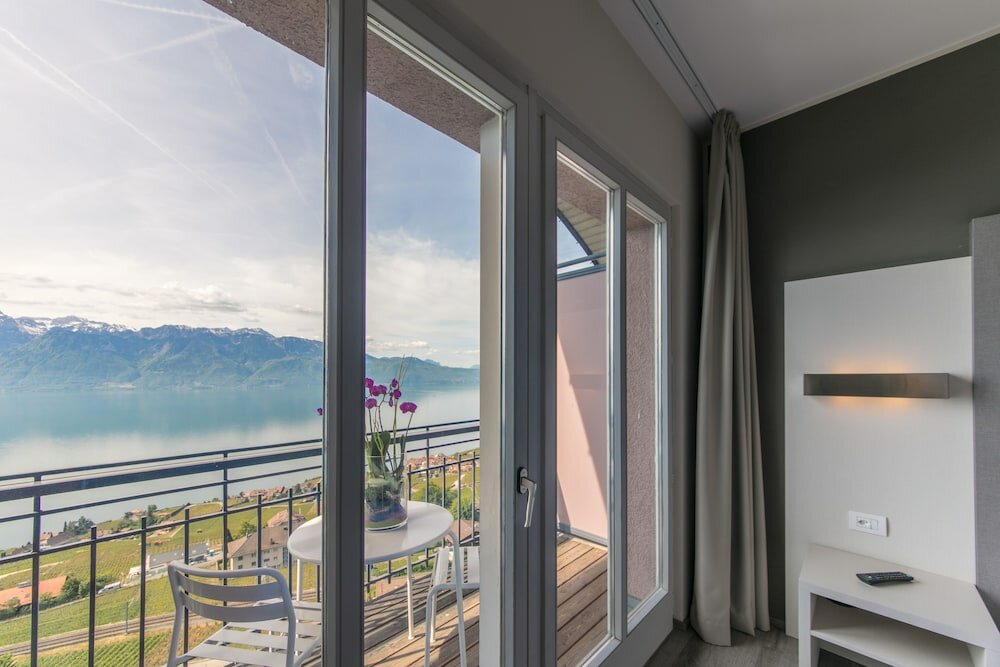 Фото Hotel Préalpina